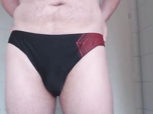 Bulge in speedo lycra spandex from soft to...